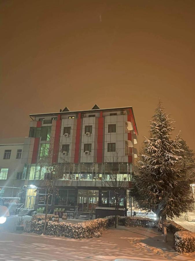 Hotel Piazza Peshkopi Exterior foto